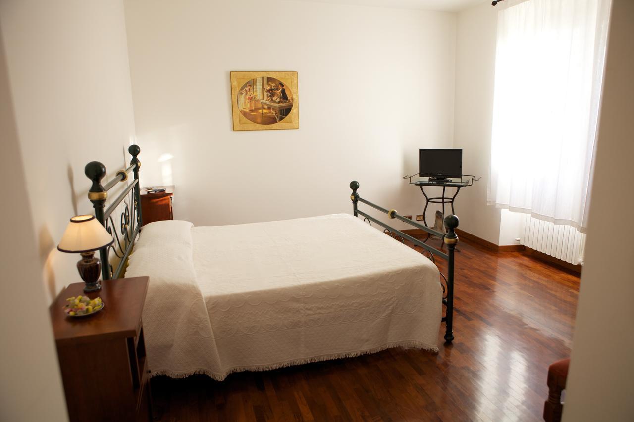 Agriturismo La Rocca Hotel Marsia Quarto foto